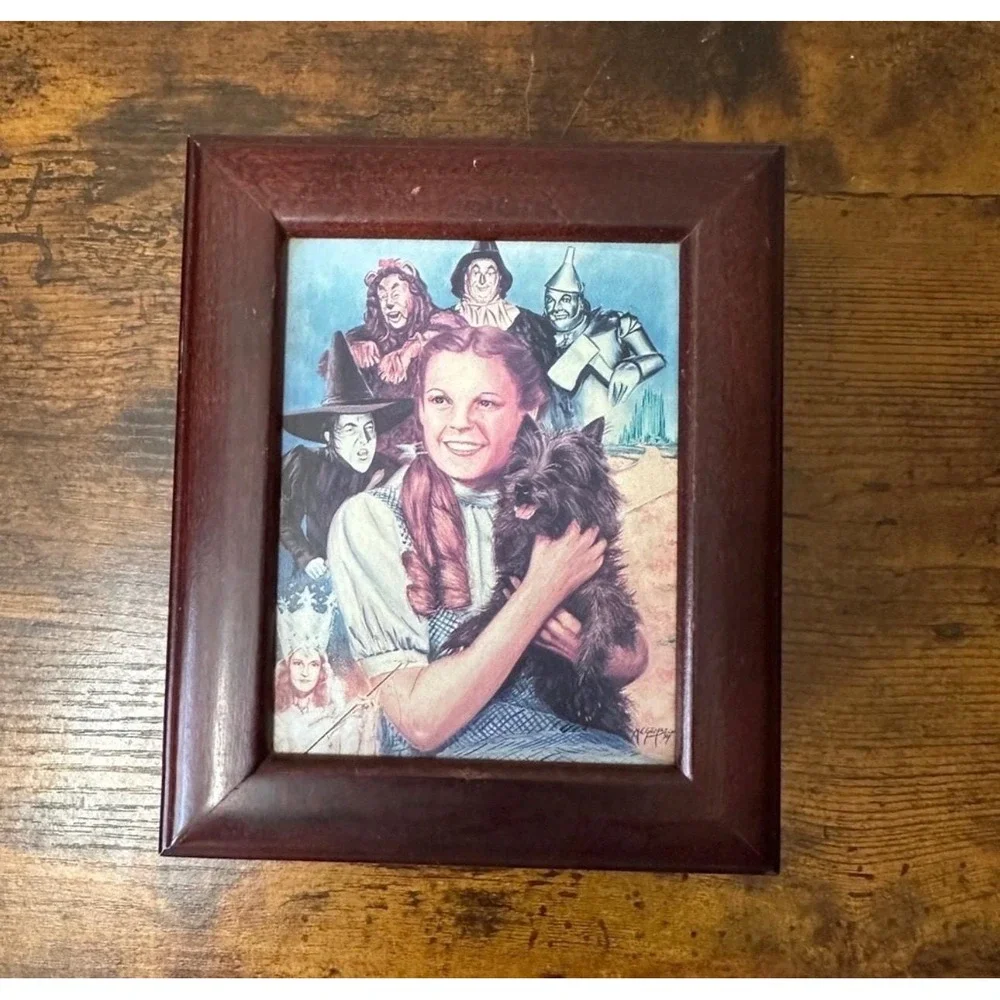 Vintage Wizard of Oz Musical Jewelry Box Wood Dorothy Toto MGM Movie Memorabilia